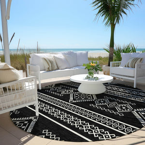 Homeroots 3' Stylish Beige & Brown Southwestern Washable Rug For Indoor And Outdoor Living Spaces Decor 8' Round Polyester 593650