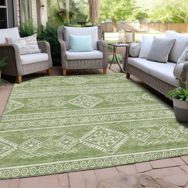 Homeroots 3' Stylish Beige & Brown Southwestern Washable Rug For Indoor And Outdoor Living Spaces Decor 8' X 10' Polyester 593675