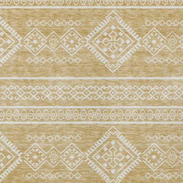 Homeroots 3' Stylish Beige & Brown Southwestern Washable Rug For Indoor And Outdoor Living Spaces Decor 5' X 8' Polyester 593679