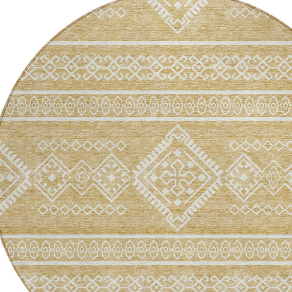 Homeroots 3' Stylish Beige & Brown Southwestern Washable Rug For Indoor And Outdoor Living Spaces Decor 8' Round Polyester 593680