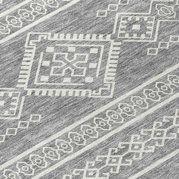 Homeroots 3' Stylish Beige & Brown Southwestern Washable Rug For Indoor And Outdoor Living Spaces Decor 10' X 14' Polyester 593689