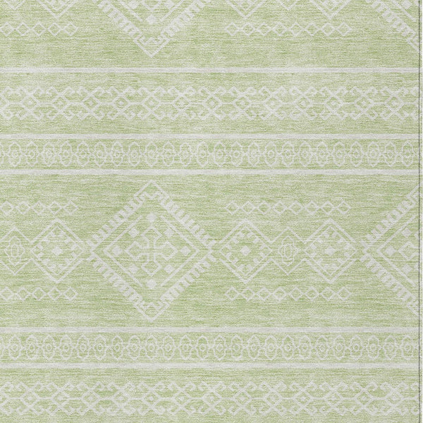 Homeroots 3' Stylish Beige & Brown Southwestern Washable Rug For Indoor And Outdoor Living Spaces Decor 9' X 12' Polyester 593700