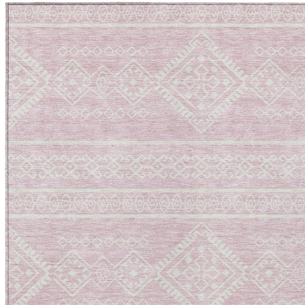 Homeroots 3' Stylish Beige & Brown Southwestern Washable Rug For Indoor And Outdoor Living Spaces Decor 3' X 5' Polyester 593702