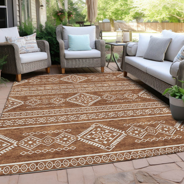 Homeroots 3' Stylish Beige & Brown Southwestern Washable Rug For Indoor And Outdoor Living Spaces Decor 5' X 8' Polyester 593709