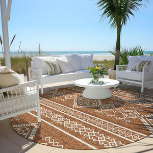 Homeroots 3' Stylish Beige & Brown Southwestern Washable Rug For Indoor And Outdoor Living Spaces Decor 8' Round Polyester 593710