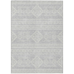 HomeRoots 9' Silver and Ivory Southwestern Area Rug – Stylish, Durable, Washable for Indoor and Outdoor Use 9' X 12' 593724