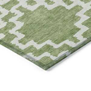 Homeroots 3' Artichoke Green And Ivory Geometric Washable Area Rug For Indoor And Outdoor Spaces, Durable Design 5' X 8' Polyester 593733