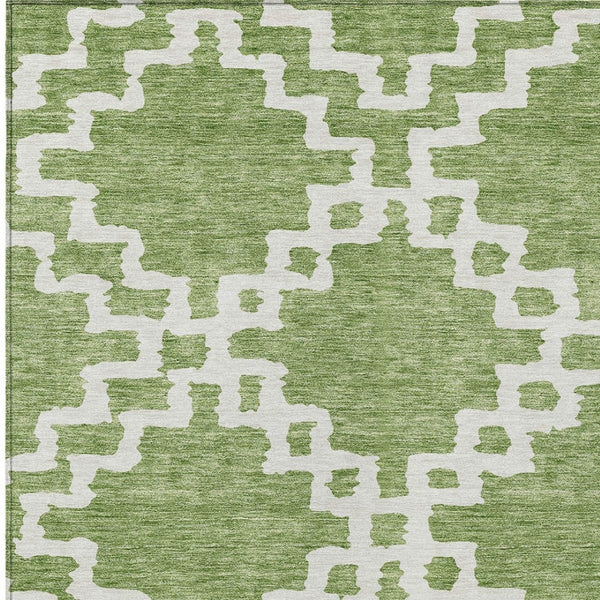 Homeroots 3' Artichoke Green And Ivory Geometric Washable Area Rug For Indoor And Outdoor Spaces, Durable Design 5' X 8' Polyester 593733