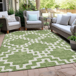 Homeroots 3' Artichoke Green And Ivory Geometric Washable Area Rug For Indoor And Outdoor Spaces, Durable Design 8' X 10' Polyester 593735