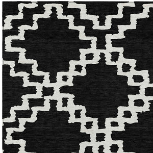 Homeroots 3' Artichoke Green And Ivory Geometric Washable Area Rug For Indoor And Outdoor Spaces, Durable Design 5' X 8' Polyester 593745