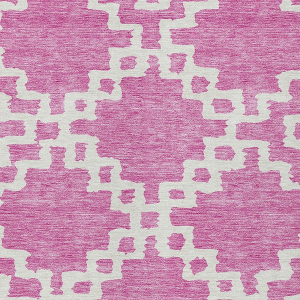 Homeroots 3' Artichoke Green And Ivory Geometric Washable Area Rug For Indoor And Outdoor Spaces, Durable Design 3' X 5' Polyester 593750