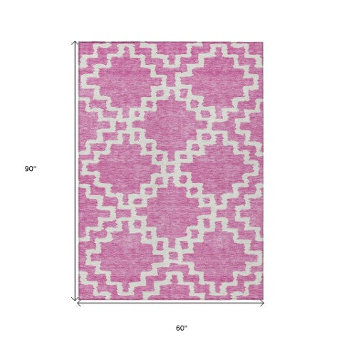 Homeroots 3' Artichoke Green And Ivory Geometric Washable Area Rug For Indoor And Outdoor Spaces, Durable Design 5' X 8' Polyester 593751