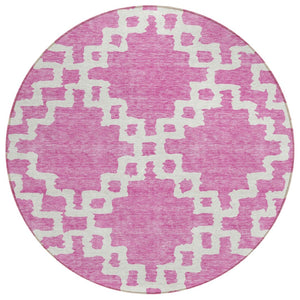 HomeRoots 5' Modern Blush and Ivory Geometric Area Rug - Stylish, Washable, Indoor-Outdoor Design for Any Space 8' Round 593752