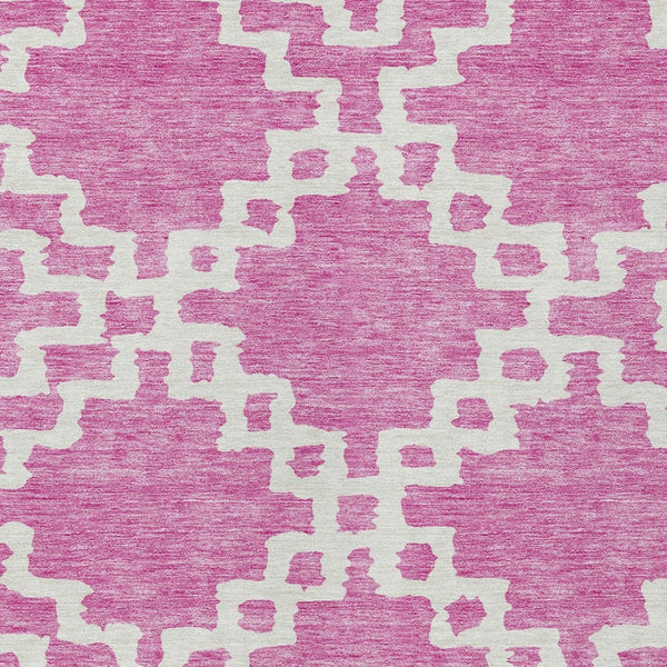 Homeroots 3' Artichoke Green And Ivory Geometric Washable Area Rug For Indoor And Outdoor Spaces, Durable Design 9' X 12' Polyester 593754