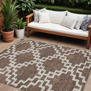 Homeroots 3' Artichoke Green And Ivory Geometric Washable Area Rug For Indoor And Outdoor Spaces, Durable Design 9' X 12' Polyester 593760