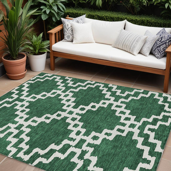 Homeroots 3' Artichoke Green And Ivory Geometric Washable Area Rug For Indoor And Outdoor Spaces, Durable Design 9' X 12' Polyester 593766