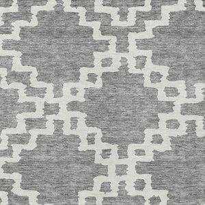 Homeroots 3' Artichoke Green And Ivory Geometric Washable Area Rug For Indoor And Outdoor Spaces, Durable Design 5' X 8' Polyester 593769