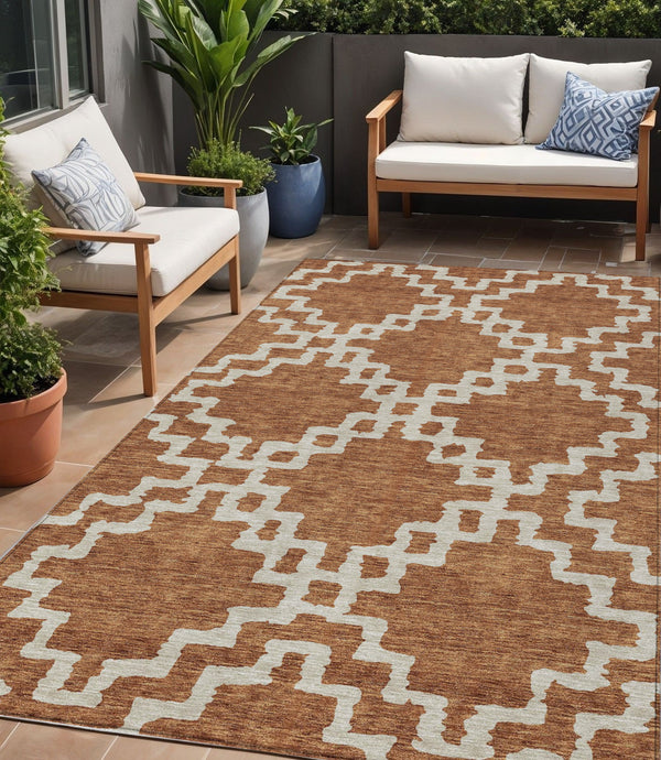 Homeroots 3' Artichoke Green And Ivory Geometric Washable Area Rug For Indoor And Outdoor Spaces, Durable Design 5' X 8' Polyester 593781