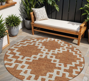 Homeroots 3' Artichoke Green And Ivory Geometric Washable Area Rug For Indoor And Outdoor Spaces, Durable Design 8' Round Polyester 593782