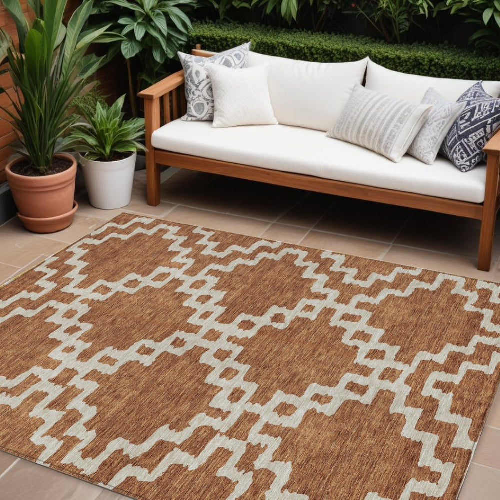 HomeRoots 5' Brown and Ivory Geometric Area Rug – Stylish, Washable Indoor-Outdoor Solution for Any Space 10' X 14' 593785
