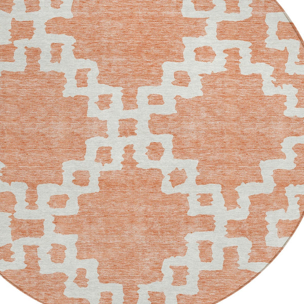 Homeroots 3' Artichoke Green And Ivory Geometric Washable Area Rug For Indoor And Outdoor Spaces, Durable Design 8' Round Polyester 593794