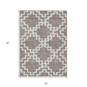 Homeroots 3' Artichoke Green And Ivory Geometric Washable Area Rug For Indoor And Outdoor Spaces, Durable Design 3' X 5' Polyester 593804