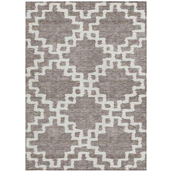 Homeroots 3' Artichoke Green And Ivory Geometric Washable Area Rug For Indoor And Outdoor Spaces, Durable Design 5' X 8' Polyester 593805