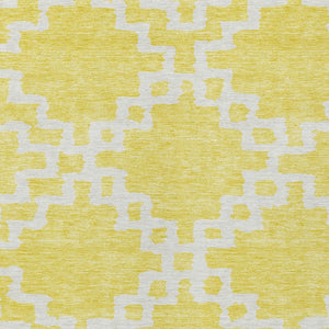 Homeroots 3' Artichoke Green And Ivory Geometric Washable Area Rug For Indoor And Outdoor Spaces, Durable Design 3' X 5' Polyester 593810