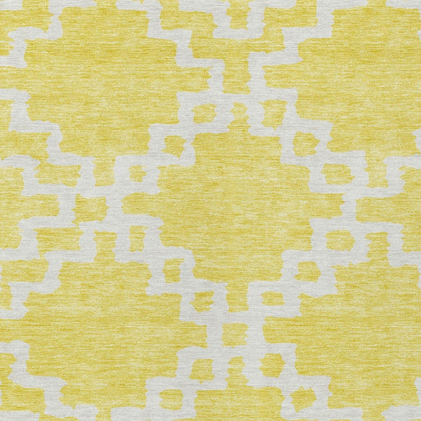 Homeroots 3' Artichoke Green And Ivory Geometric Washable Area Rug For Indoor And Outdoor Spaces, Durable Design 3' X 5' Polyester 593810