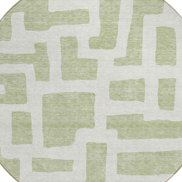 Homeroots 3' Artichoke Green Abstract Area Rug - Stylish, Washable Indoor-outdoor Design For All Spaces 8' Round Polyester 593818