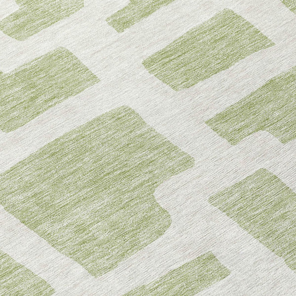 Homeroots 3' Artichoke Green Abstract Area Rug - Stylish, Washable Indoor-outdoor Design For All Spaces 8' Round Polyester 593818