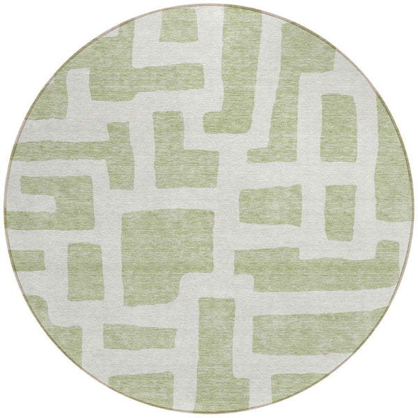 Homeroots 3' Artichoke Green Abstract Area Rug - Stylish, Washable Indoor-outdoor Design For All Spaces 8' Round Polyester 593818