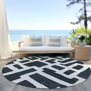 Homeroots 3' Artichoke Green Abstract Area Rug - Stylish, Washable Indoor-outdoor Design For All Spaces 8' Round Polyester 593824