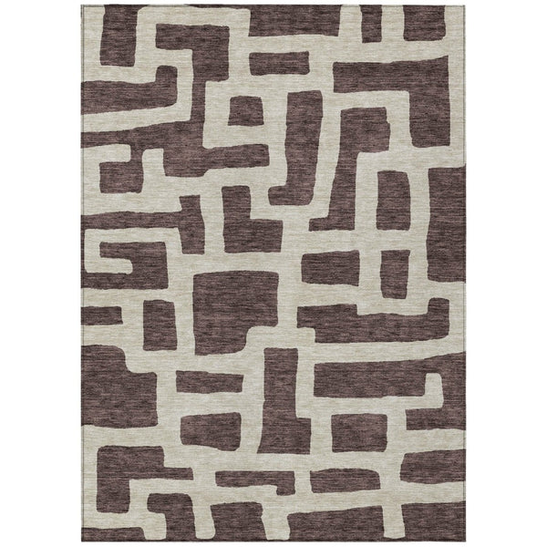 HomeRoots 5' Versatile Brown and Beige Abstract Area Rug - Stylish, Washable, Indoor/Outdoor, Stain Resistant 5' X 8' 593829