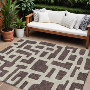 Homeroots 3' Artichoke Green Abstract Area Rug - Stylish, Washable Indoor-outdoor Design For All Spaces 8' X 10' Polyester 593831