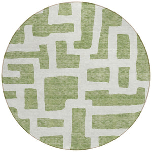 Homeroots 3' Artichoke Green Abstract Area Rug - Stylish, Washable Indoor-outdoor Design For All Spaces 8' Round Polyester 593842