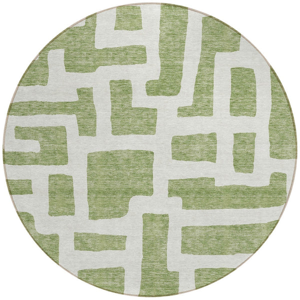 Homeroots 3' Artichoke Green Abstract Area Rug - Stylish, Washable Indoor-outdoor Design For All Spaces 8' Round Polyester 593842