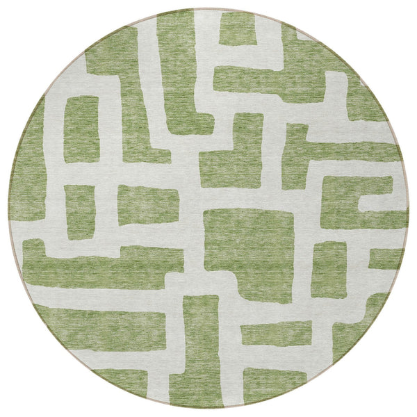 Homeroots 3' Artichoke Green Abstract Area Rug - Stylish, Washable Indoor-outdoor Design For All Spaces 8' Round Polyester 593842