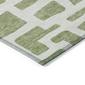 Homeroots 3' Artichoke Green Abstract Area Rug - Stylish, Washable Indoor-outdoor Design For All Spaces 10' X 14' Polyester 593845