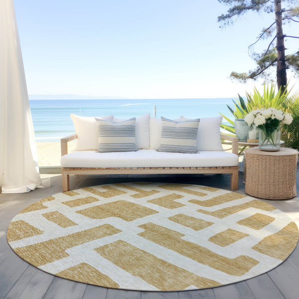 Homeroots 3' Artichoke Green Abstract Area Rug - Stylish, Washable Indoor-outdoor Design For All Spaces 8' Round Polyester 593848