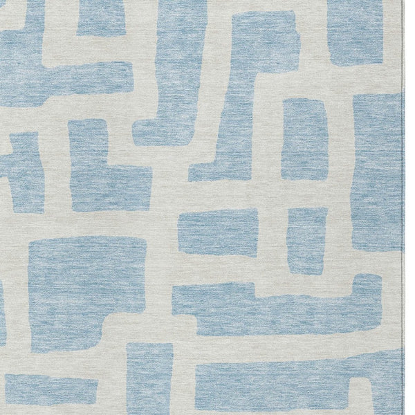 Homeroots 3' Artichoke Green Abstract Area Rug - Stylish, Washable Indoor-outdoor Design For All Spaces 8' X 10' Polyester 593893