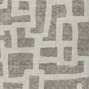 Homeroots 3' Artichoke Green Abstract Area Rug - Stylish, Washable Indoor-outdoor Design For All Spaces 5' X 8' Polyester 593903