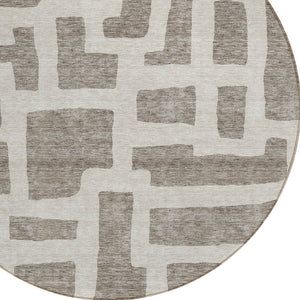 Homeroots 3' Artichoke Green Abstract Area Rug - Stylish, Washable Indoor-outdoor Design For All Spaces 8' Round Polyester 593904