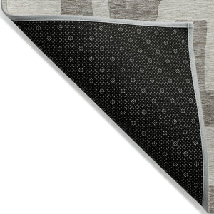 Homeroots 3' Artichoke Green Abstract Area Rug - Stylish, Washable Indoor-outdoor Design For All Spaces 9' X 12' Polyester 593906