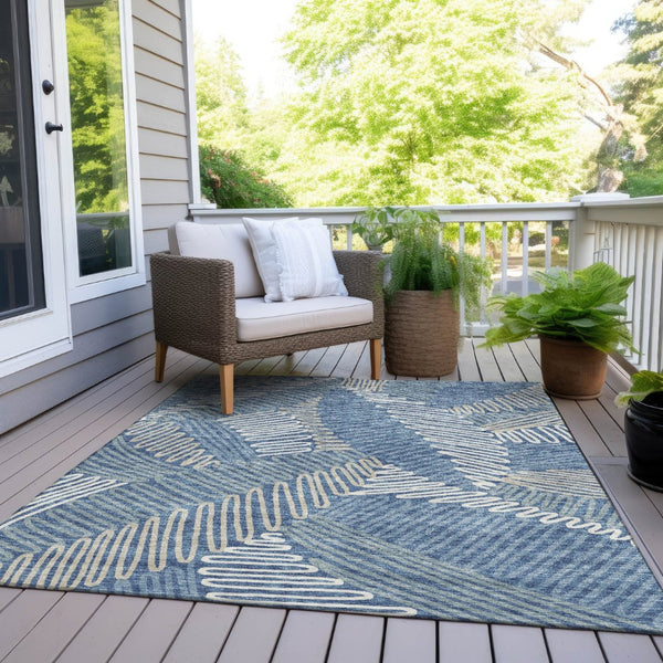 HomeRoots 5' Blue Gray and Ivory Floral Washable Area Rug – Durable Style for Indoor and Outdoor Spaces 8' X 10' 593935