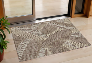 Homeroots 3' Floral Washable Area Rug In Artichoke Green, Brown, And Ivory For Indoor Or Outdoor Use 3' X 5' Polyester 593938