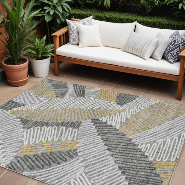 Homeroots 3' Floral Washable Area Rug In Artichoke Green, Brown, And Ivory For Indoor Or Outdoor Use 8' X 10' Polyester 593947