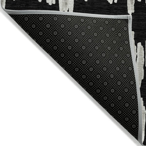 Homeroots 3' Stylish Black Ivory And Gray Striped Washable Area Rug For Indoor And Outdoor Versatility 3' X 5' Polyester 593998