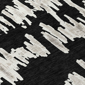 Homeroots 3' Stylish Black Ivory And Gray Striped Washable Area Rug For Indoor And Outdoor Versatility 3' X 5' Polyester 593998