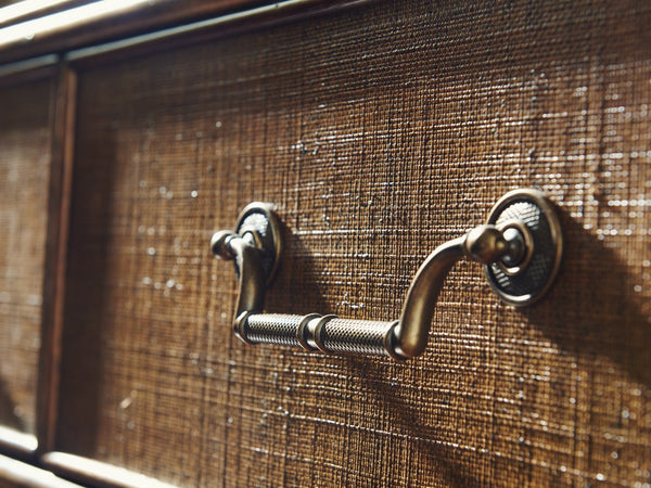 Lexington Tommy Bahama Home Balencia Elegant Chest - Inviting Storage Solution With 9 Drawers & Rattan Accents For Your Home Retreat Caribbean Sunset  593-329